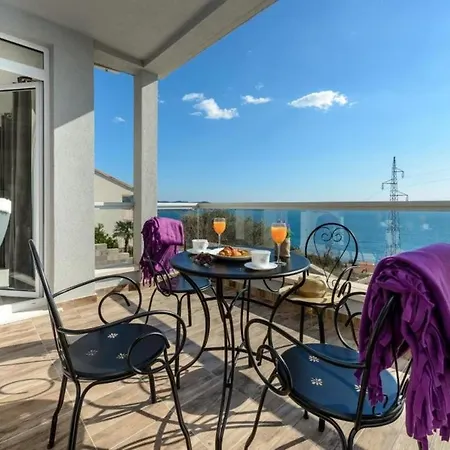 Apartament Capitano - Two Bedroom With Balcony And Sea View