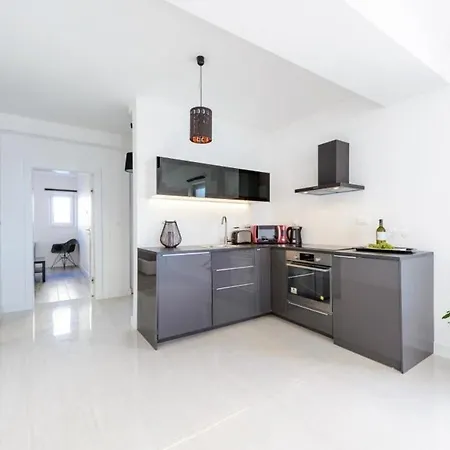 Appartement Capitano - Two Bedroom With Balcony And Sea View Mlini